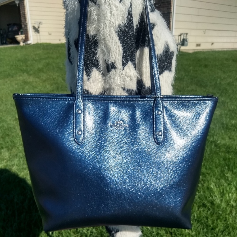 Coach shoulder bag